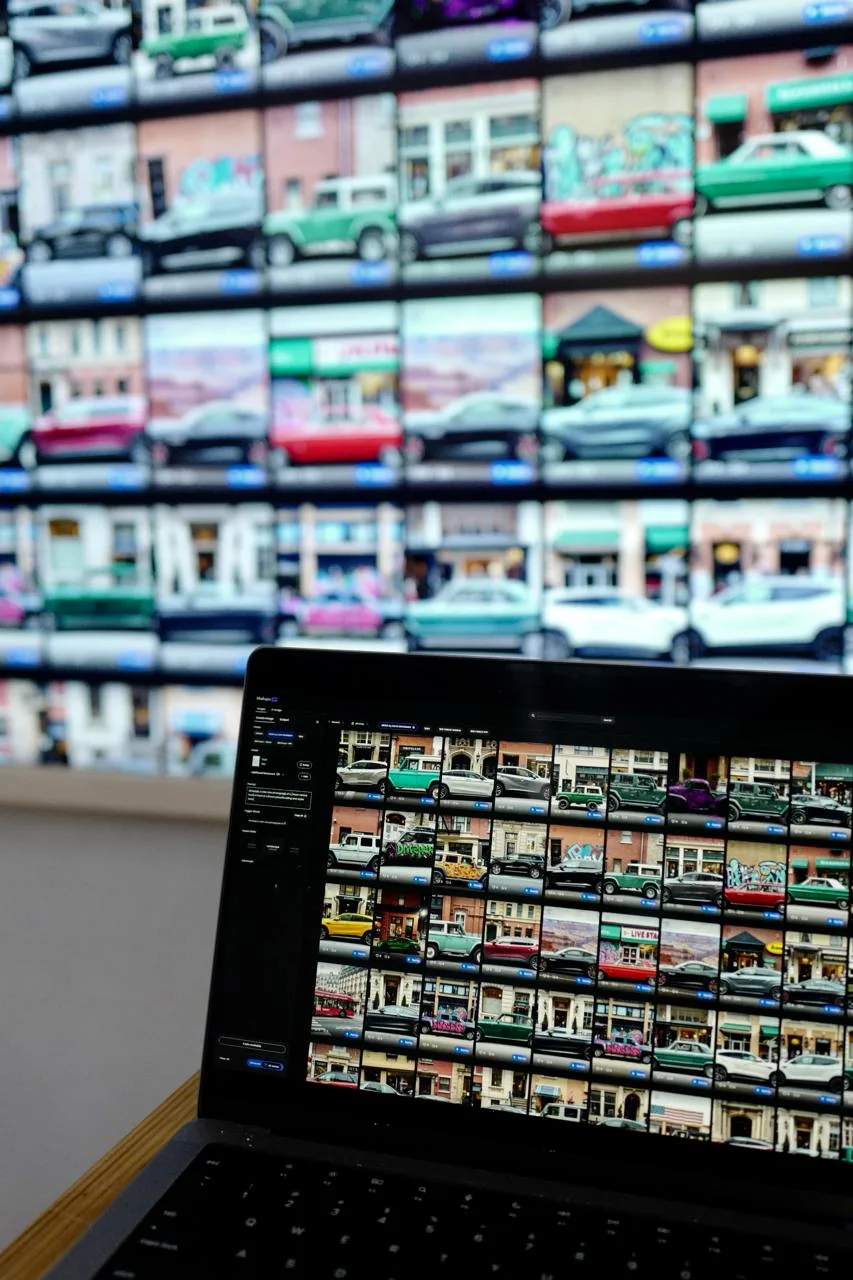 Gallery display of generated DRIVE images